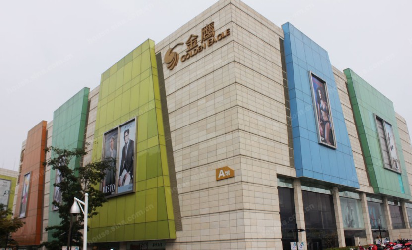 桓仁金鹰奥莱城